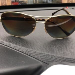 Polarized Burberry B3080